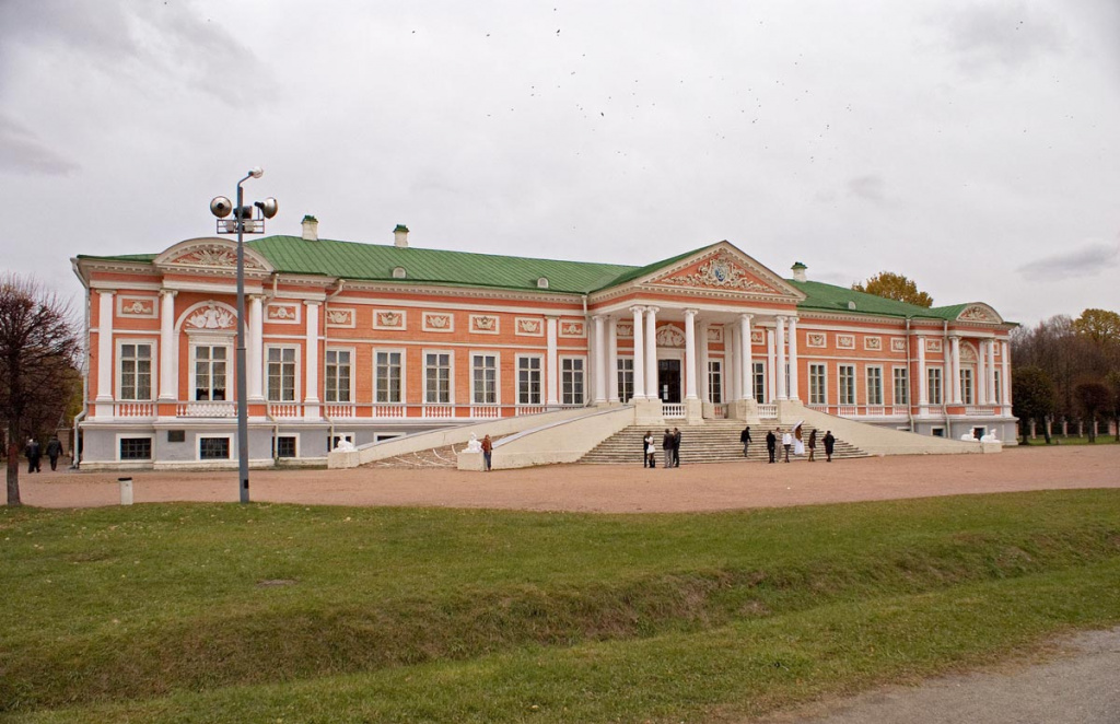 Подготовка интерьеров дворца в Кусково к реставрации